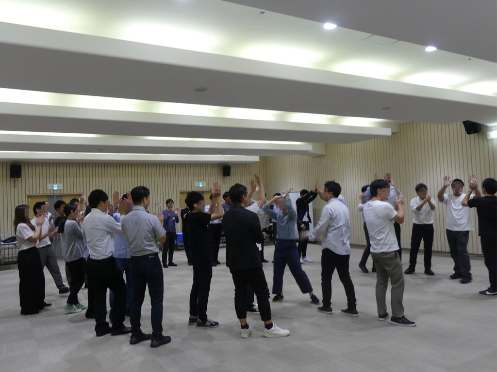 タックマンモデルの4番目、自信・本気度・チームへの貢献意欲・強力なシナジーが出る達成期（トランスフォーミング）